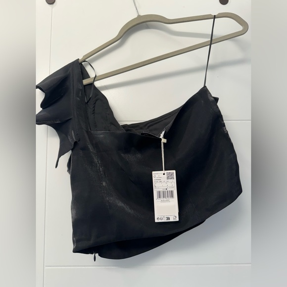 Mango Ruffled one shoulder top - Picture 4 of 7